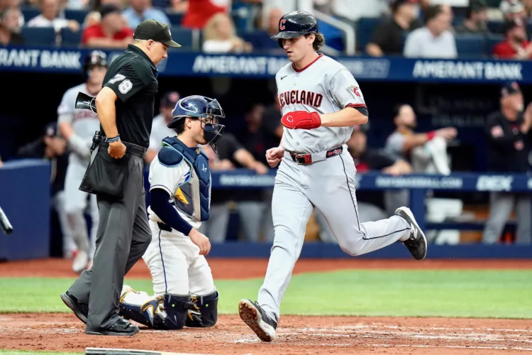 Rays complete sweep of Guardians